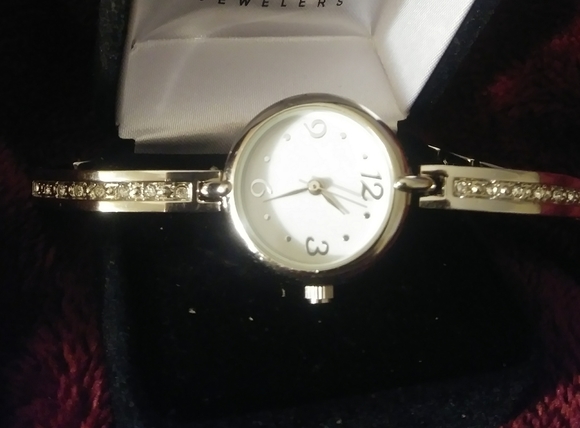 Jewelry - Silver watch